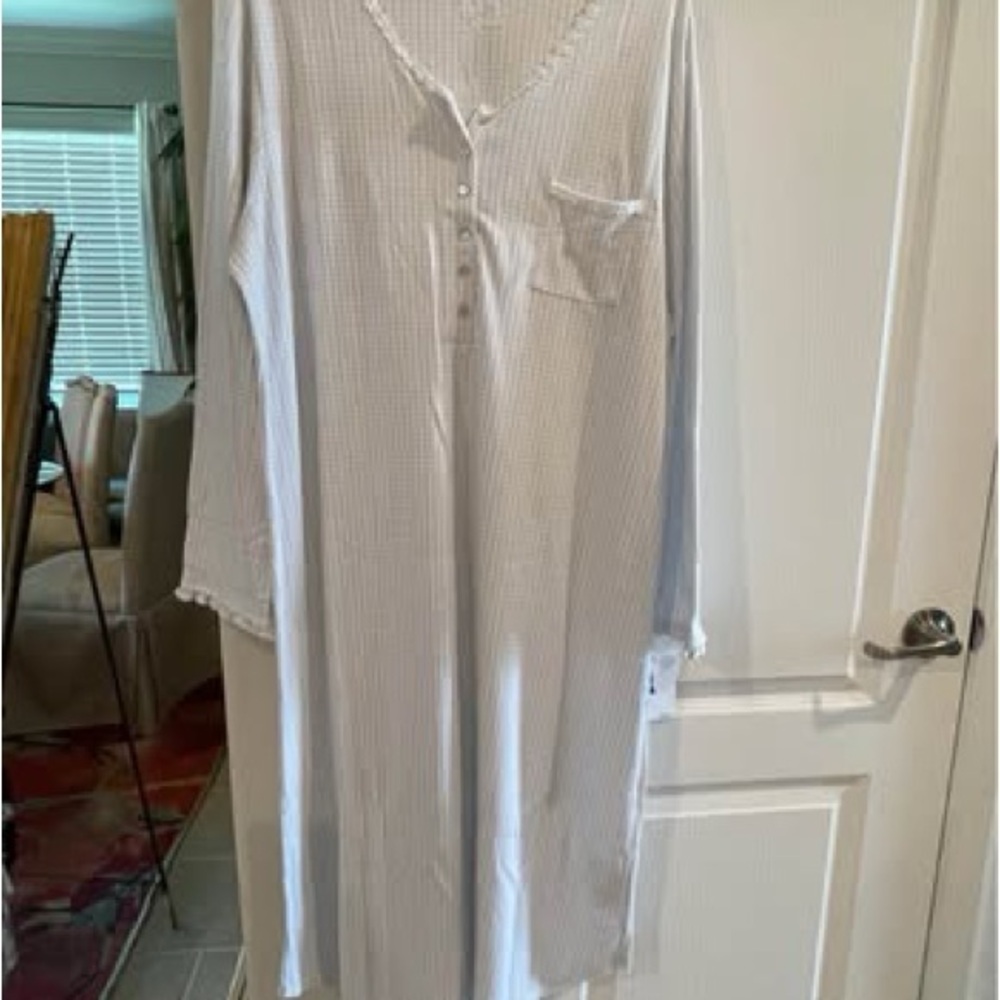 Eileen West White Chemise Flowy Sleepwear